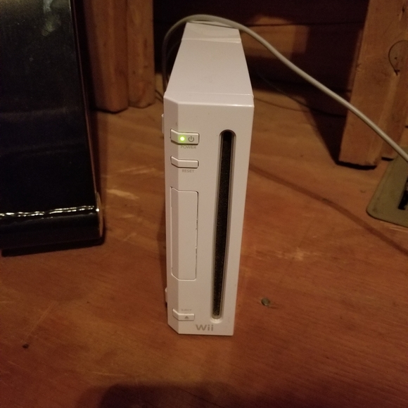 Wii bundle - Picture 3 of 3